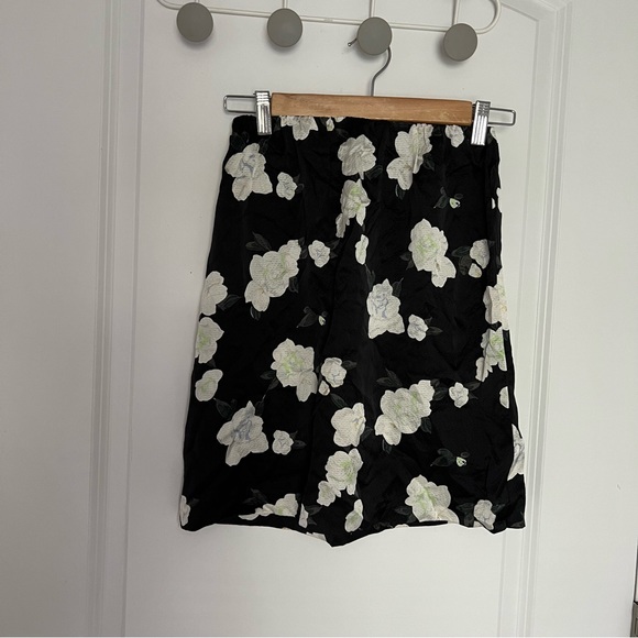 Club Monaco floral silk skirt size 00 - Picture 1 of 6
